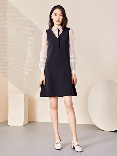 素帛2021春夏季黑色纯色连衣裙