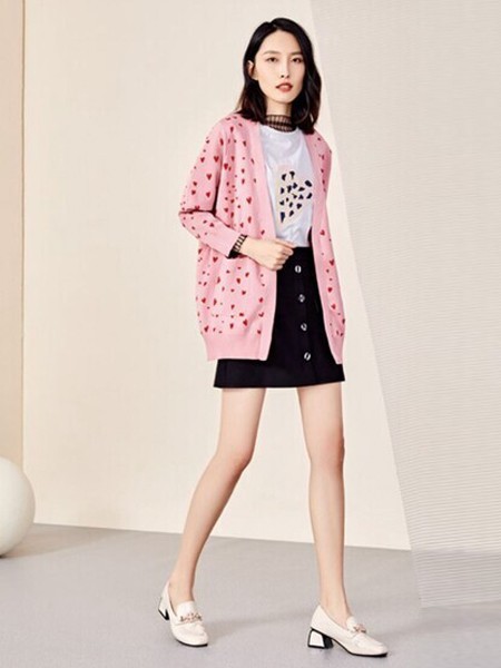 素帛2021春夏季粉色印花针织衫