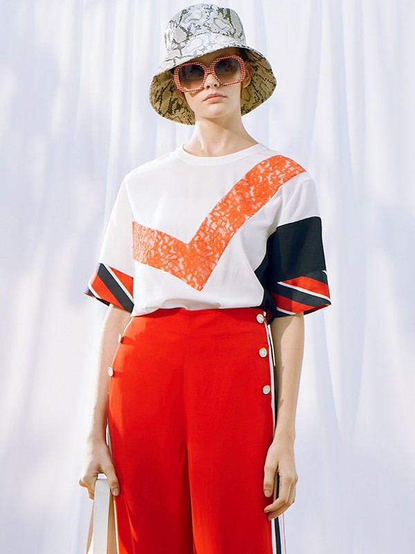 捷恩尼纳女装2021春夏季白色印花T恤