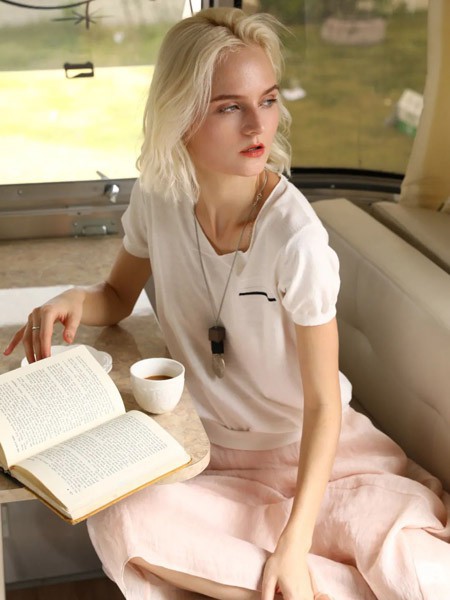 芮2021春夏季白色印花T恤