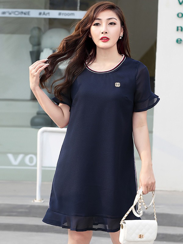 女权贵族女装2021春夏季藏蓝色纯色连衣裙