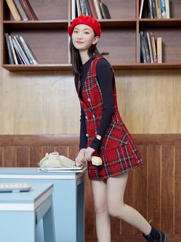 VeroModa2021春夏季红色格子连衣裙