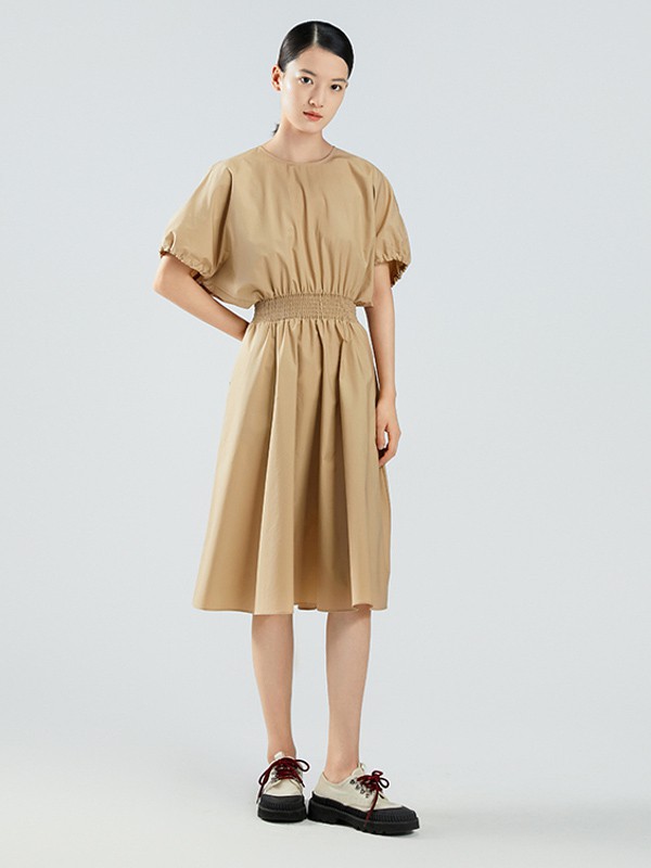 播女装2021春夏季卡其色收腰连衣裙