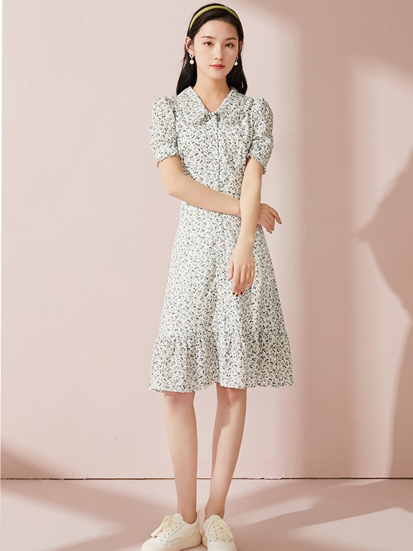 金苑2021春夏季白色碎花连衣裙