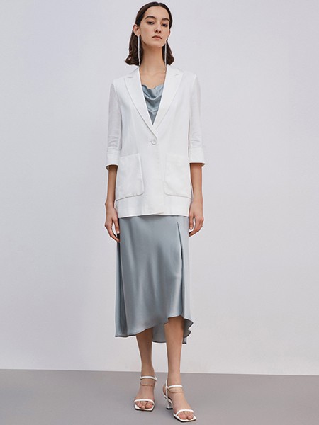 纬漫纪2021春夏季银色长款大衣