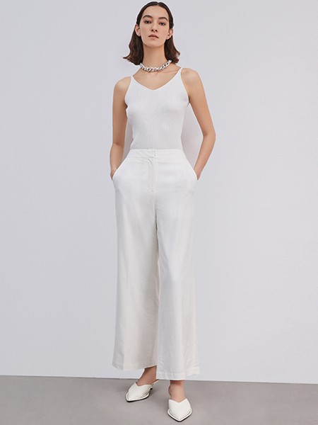 爱特爱女装2021春夏季白色纯色背心