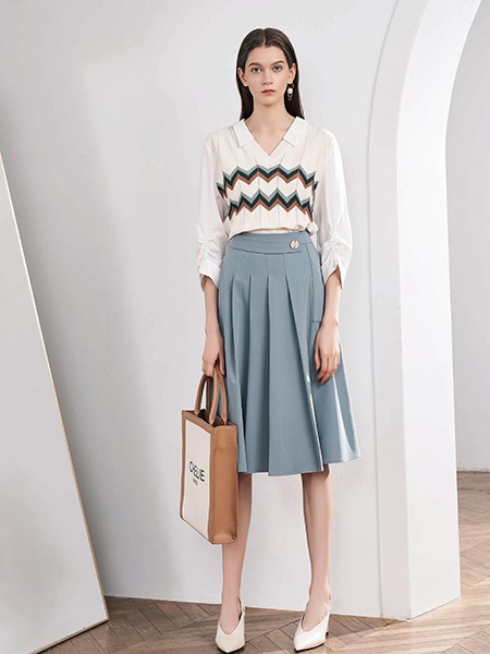 凡恩2021春夏季蓝色纯色百褶裙