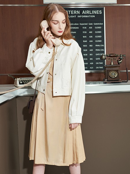 沙与沫2021春夏季卡其色纯色连体衣