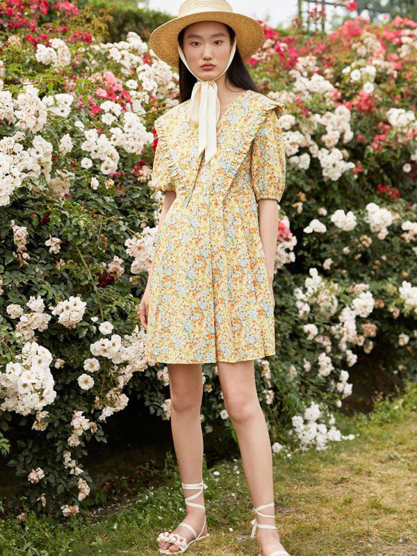 维莎曼2021春夏季黄色印花连衣裙