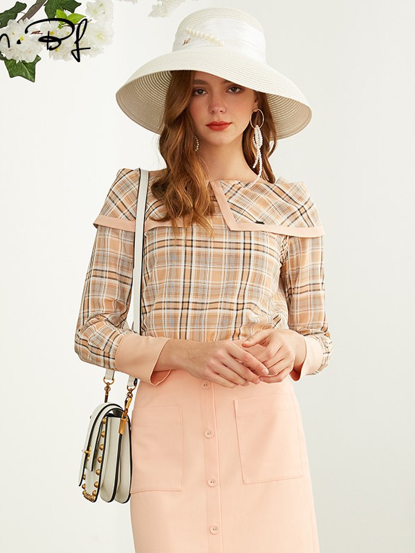 曼诺比菲2021春夏季米色格子上衣