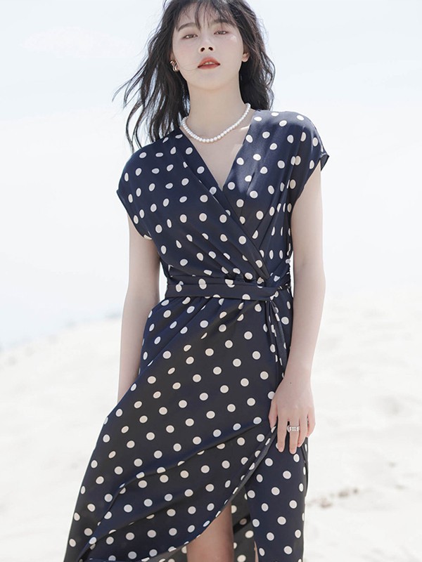 艺元素女装2021春夏季黑色波点连衣裙