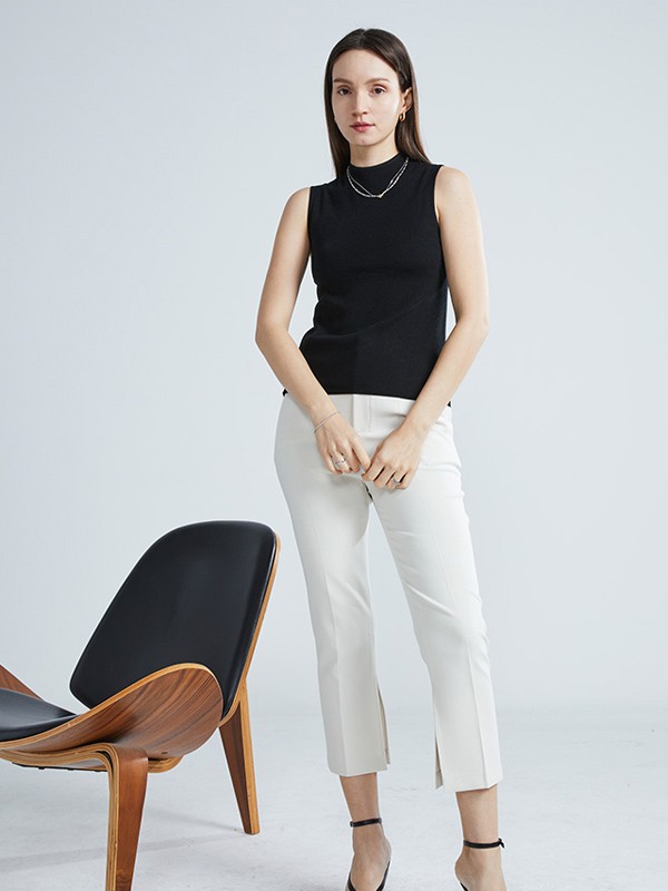 埃文2021春夏季黑色纯色背心