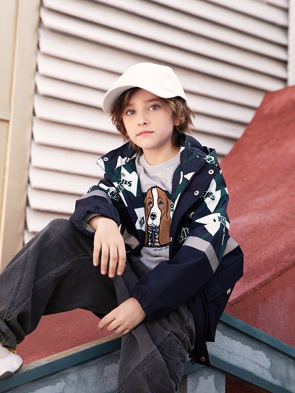 暇步士2021秋冬季拼色印花外套