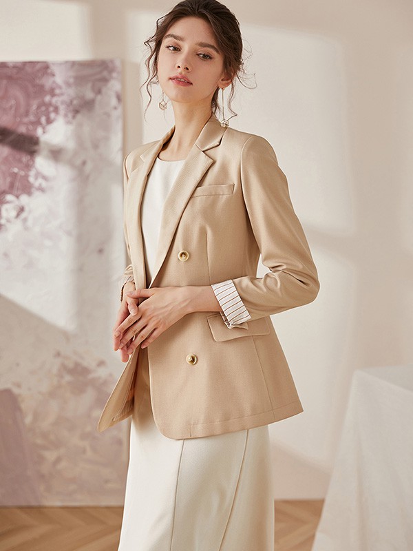 摩卡2021秋冬季卡其色纯色西装