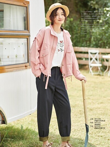 虫二女装2021春夏季白色印花T恤