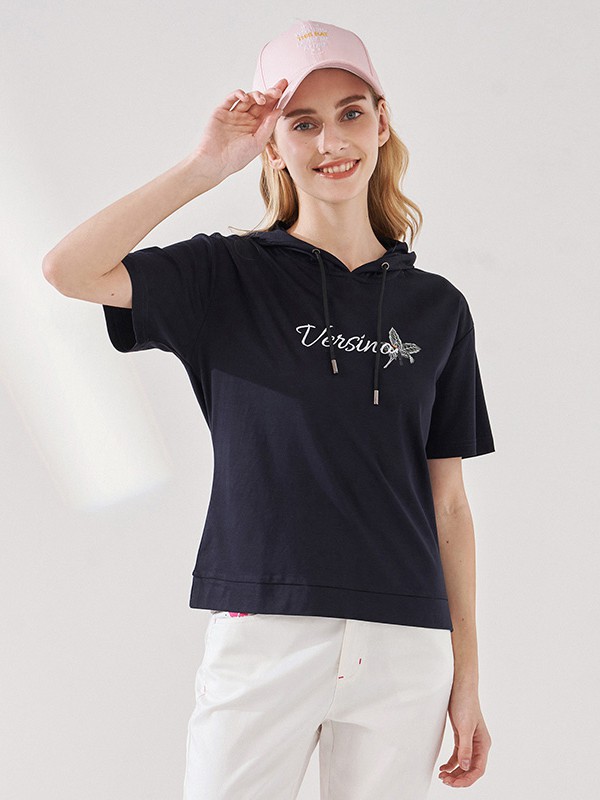 梵思诺2021春夏季黑色字母卫衣