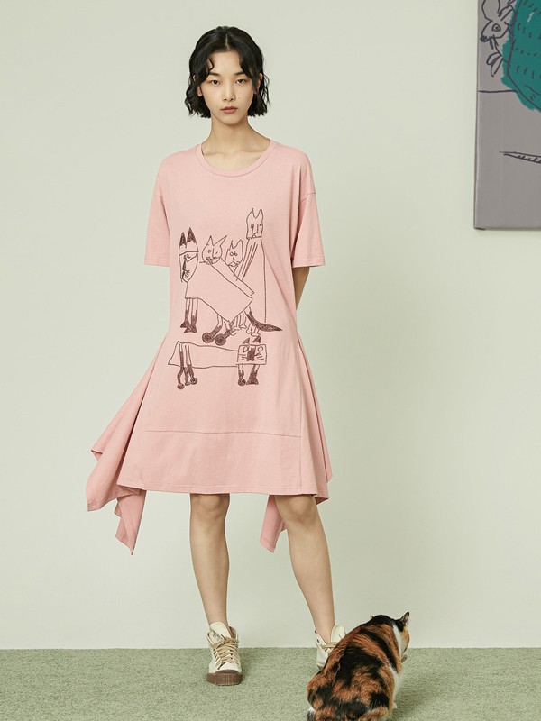 幻走女装2021春夏季粉色印花连衣裙