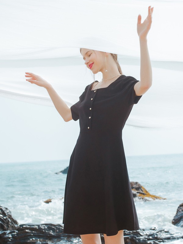 拉谷谷女装2021春夏季