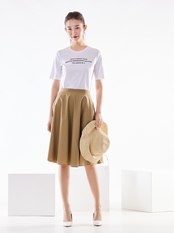 白领2021春夏季白色字母T恤