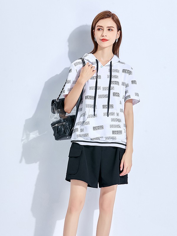 五丁目衣舍女装2021春夏季白色印花卫衣