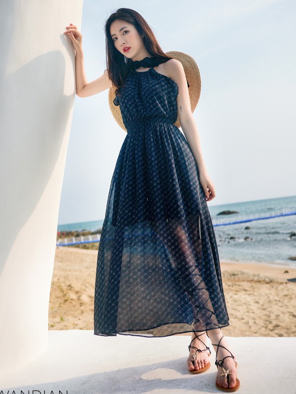 婉甸2021春夏季藏蓝色印花连衣裙