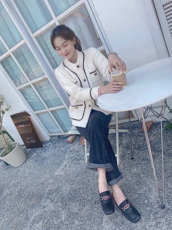 丹比奴2021秋冬季白色纯色针织衫