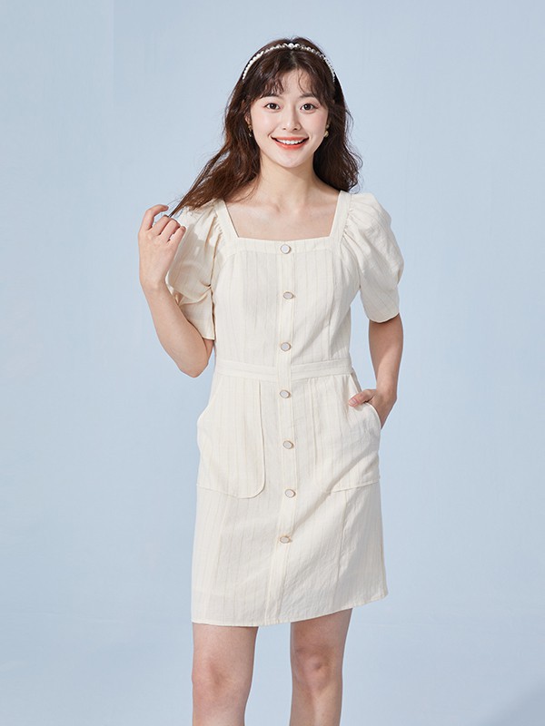 罗燕2021春夏季白色泡泡袖连衣裙