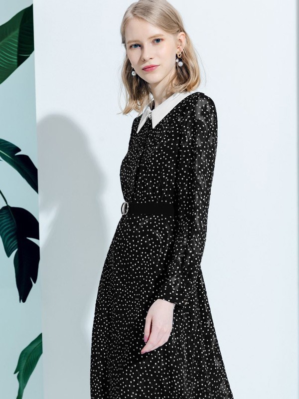 铂玺2021春夏季黑色波点连衣裙