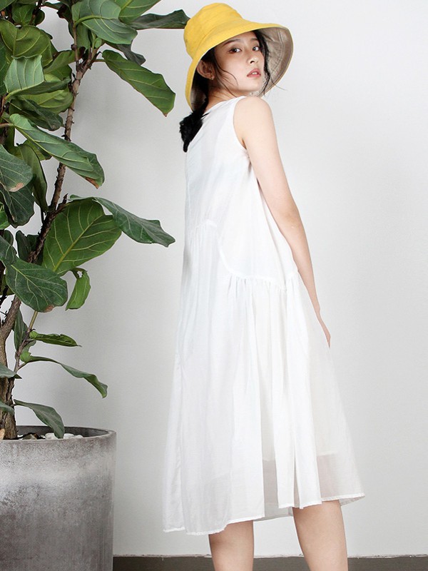 拾卡2021春夏季白色纯色连衣裙