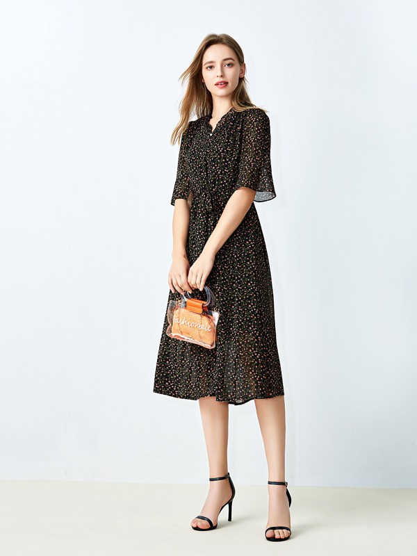丝雨桐2021春夏季黑色波点连衣裙