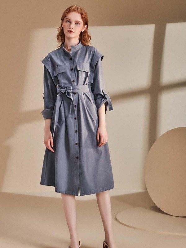 艾诺绮2021秋冬季蓝色纯色连衣裙