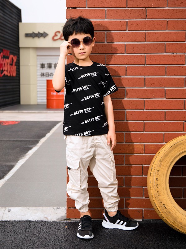 皇室童缘童装2021春夏季黑色字母T恤