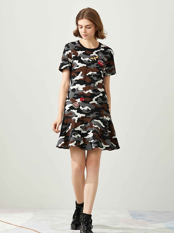 ANOBLIR女装2021春夏季黑色印花连衣裙