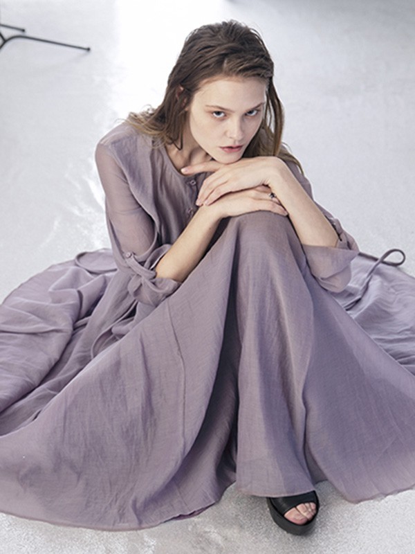 形上2021秋冬季紫色纯色连衣裙