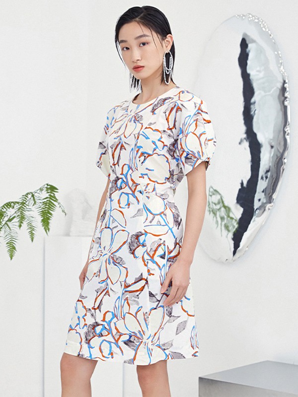纳俪2021春夏季白色印花连衣裙