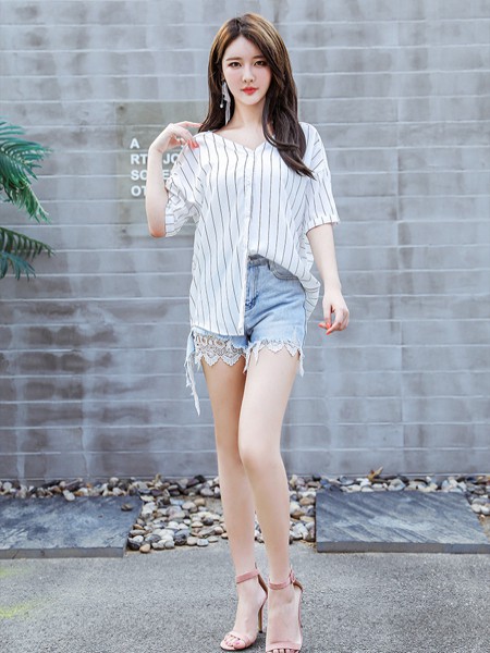 T.B2jeans牛仔2021春夏季白色条纹衬衫