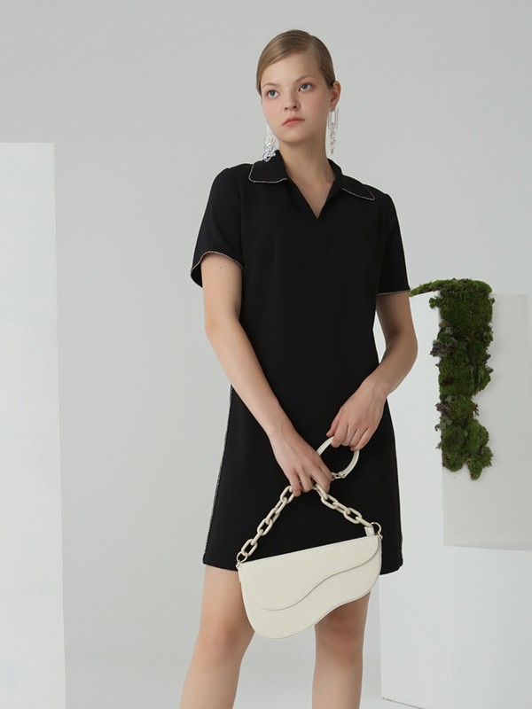 芊之美2021春夏季黑色纯色连衣裙