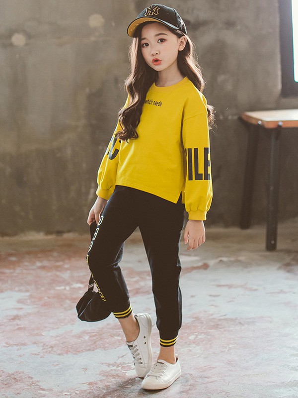 宾果童话2021秋冬季黄色字母T恤