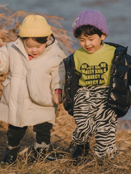 阿娜熙童装2021秋冬季