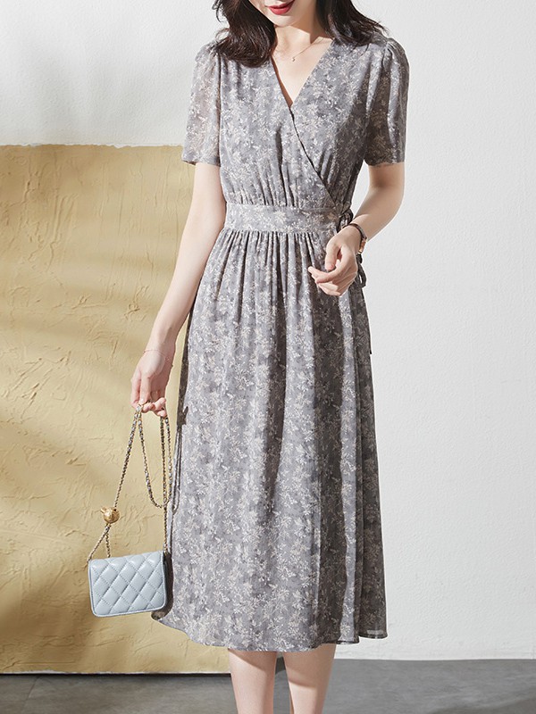 索菲丝尔女装2021春夏季灰色印花连衣裙