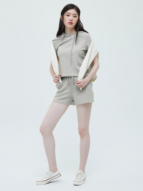 盖普休闲装2021春夏季