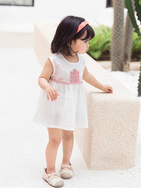 小田家童装2021春夏季白色印花连衣裙