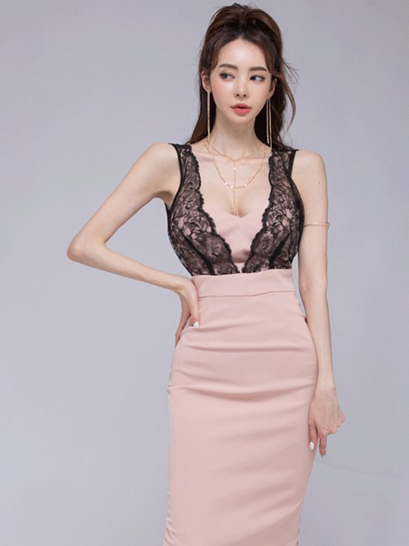 COCOSHOP2021春夏季粉色蕾丝连衣裙