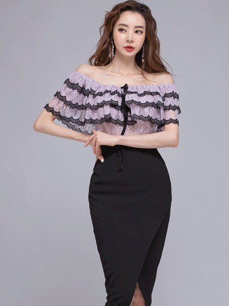 COCOSHOP女装2021春夏季粉色一字肩蕾丝衫