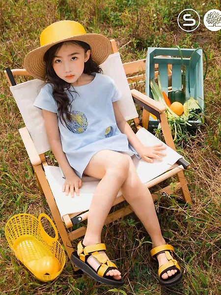 森虎儿童装2021春夏季浅蓝色印花连衣裙