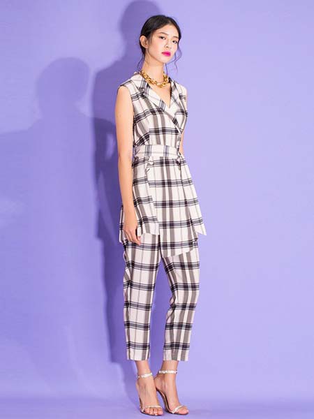 媛帆女装2021春夏季白色格子上衣