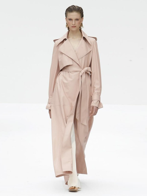 卡罗琳娜·海莱娜2021春夏季