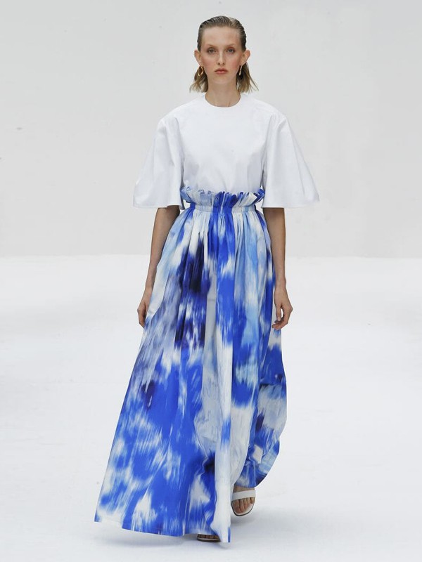 卡罗琳娜·海莱娜2021春夏季