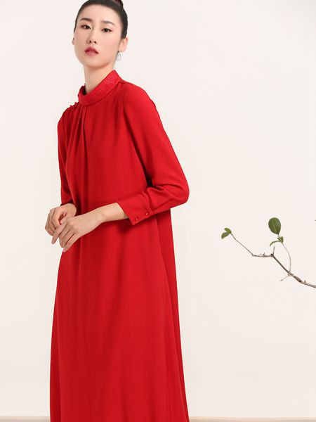 晒谷场女装2021秋冬季红色纯色连衣裙