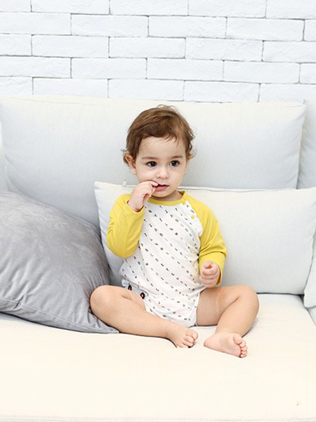 安卡米童装2021秋冬季